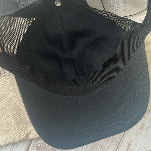 $795 New Authentic GUCCI Embroidered Logo Baseball Cap Black, Red Logo sz Large - Picture 6 of 15